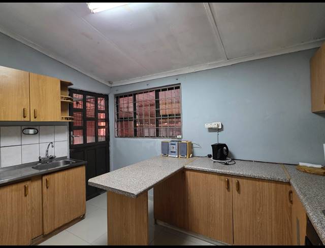 2 BEDROOM HOUSE FOR SALE IN NORTHDALE